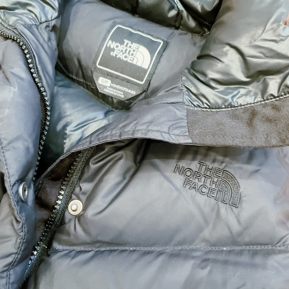 Women's THE NORTH FACE 700 SPORTS Slim DOWN QUILT PUFFER BLACK VEST Jacket S - Picture 3 of 6